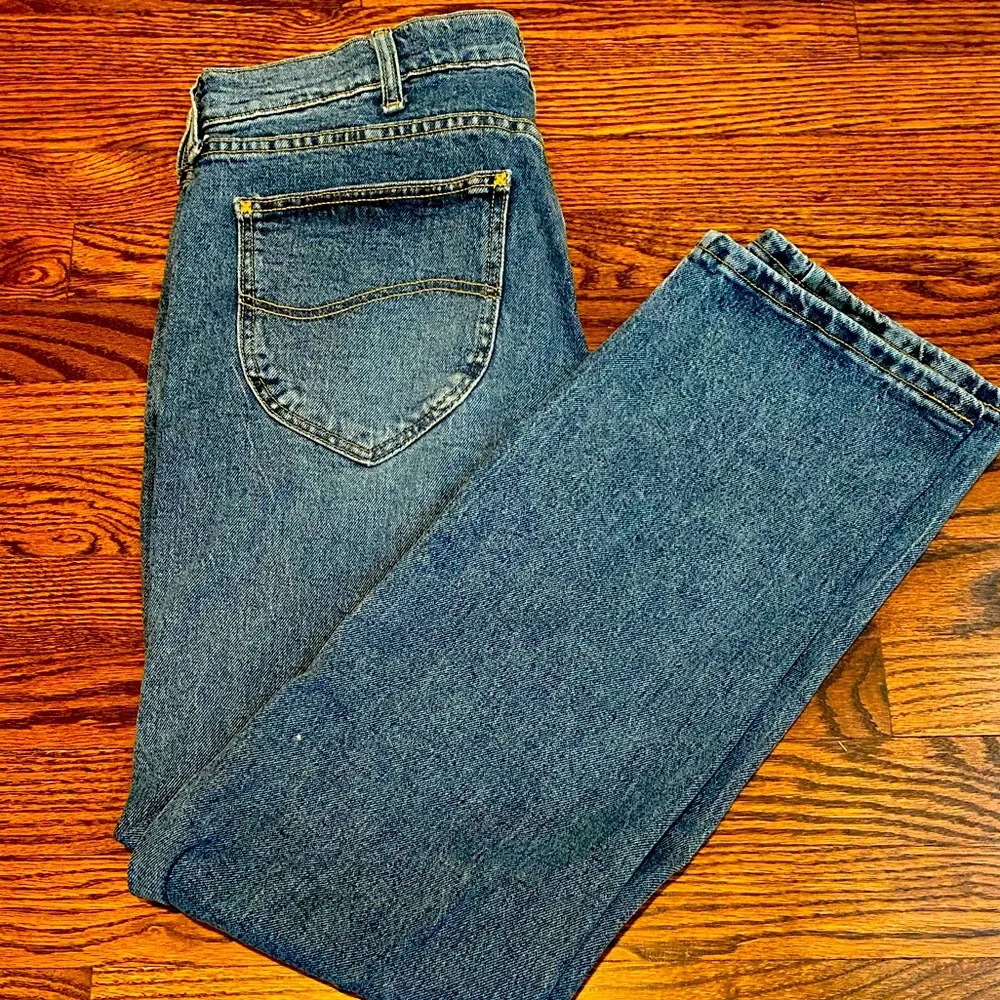 2025 ❤️AMAZING DEAL❤️ Lee Men’s Slim Fit Jeans NWT - Picture 1 of 6